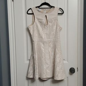 Bebe dress